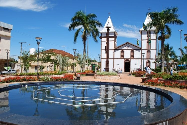 Hotel Turismo Trindade/GO - Próximo a Basílica Divino Pai Eterno - Grupos e Excursões — 1