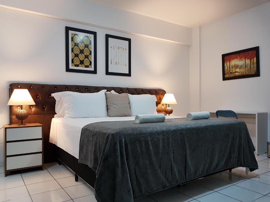 B & A Suites Inn Hotel - Quarto Luxo Âmbar — 1