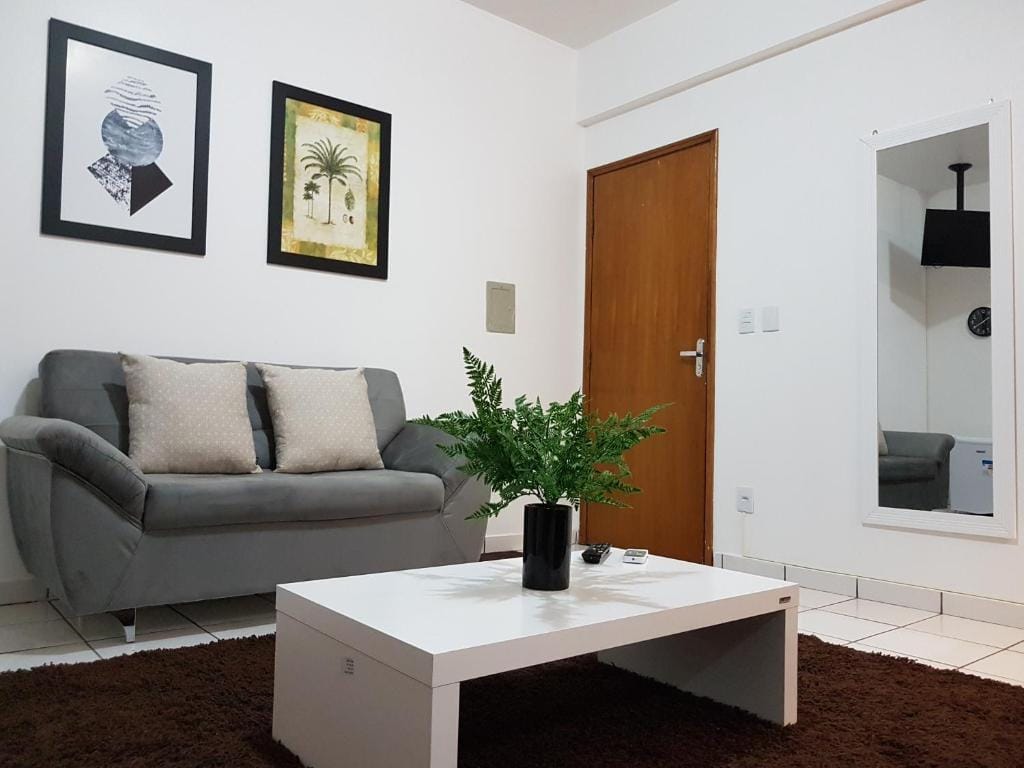 B & A Suites Inn Hotel - Quarto Luxo Âmbar — 3