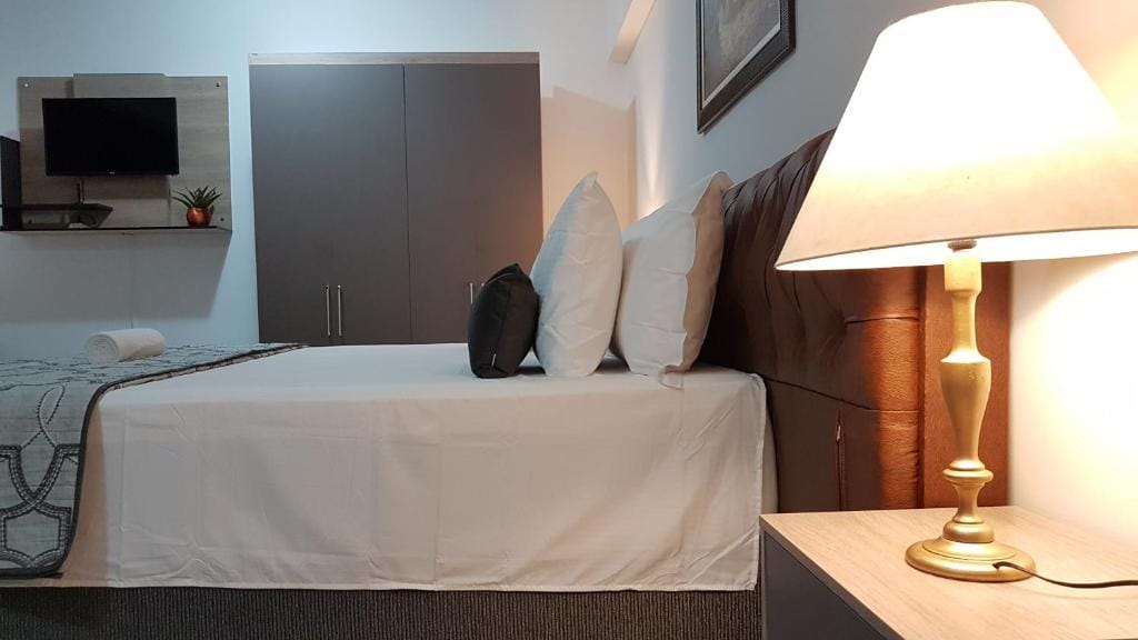 B & A Suites Inn Hotel - Quarto Luxo Gold — 4
