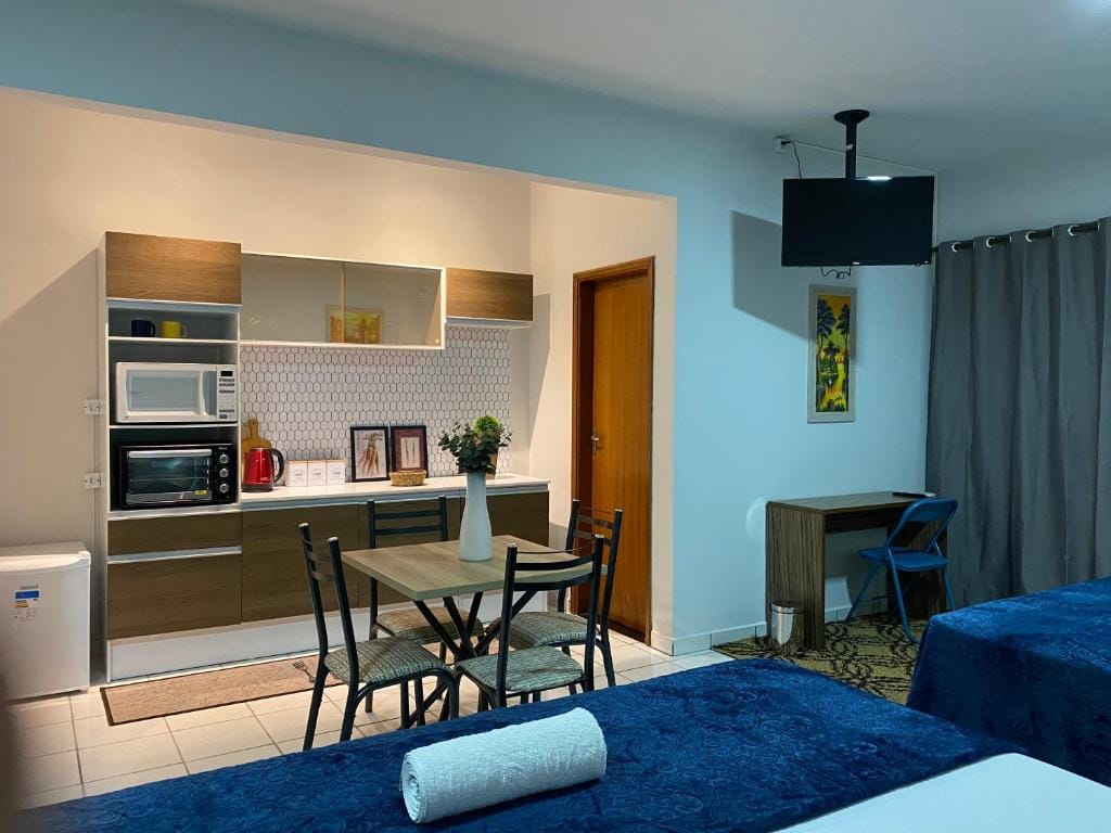 B & A Suites Inn Hotel - Quarto Luxo Safira — 5