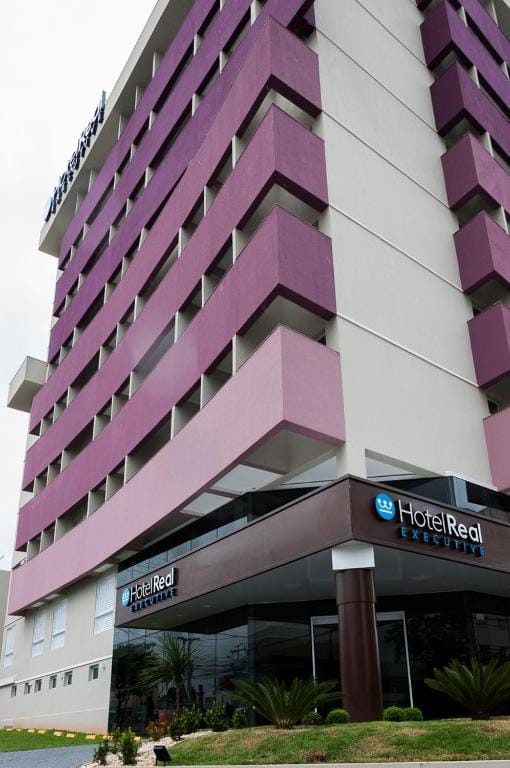 Hotel Real Executive — 1