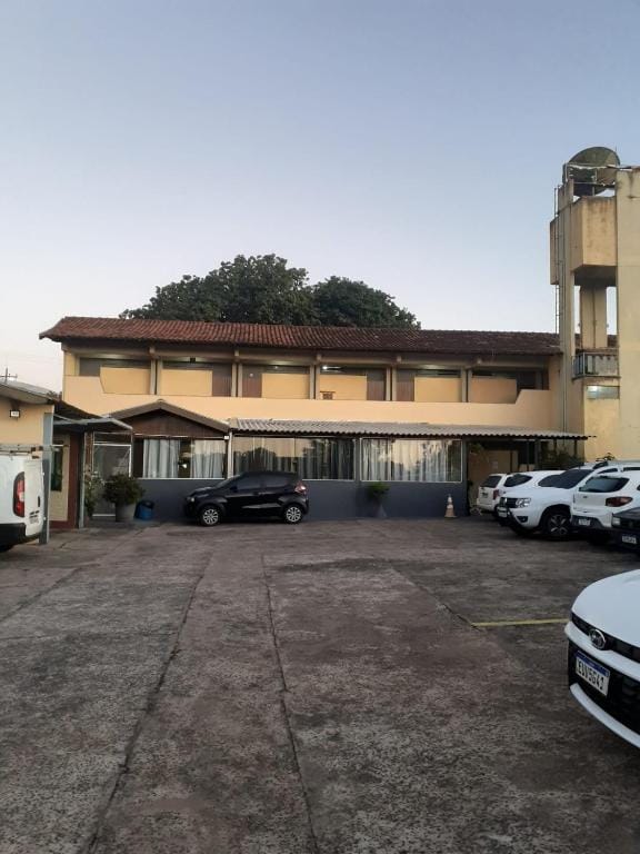 Falcon Hotel — 4