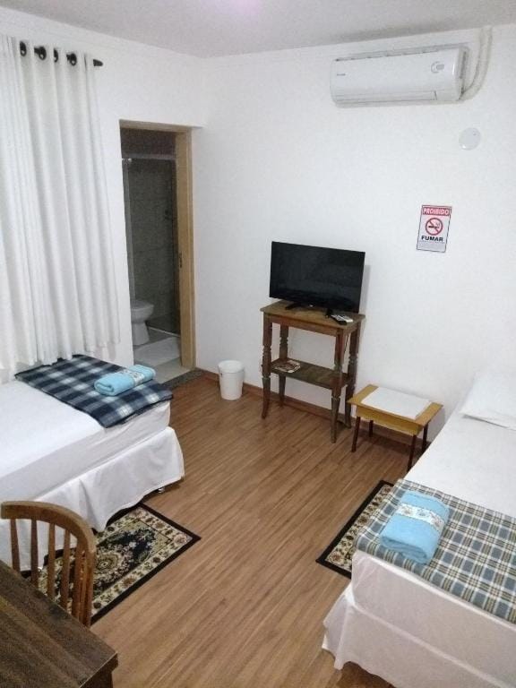 Ipê Rosa Hotel — 5