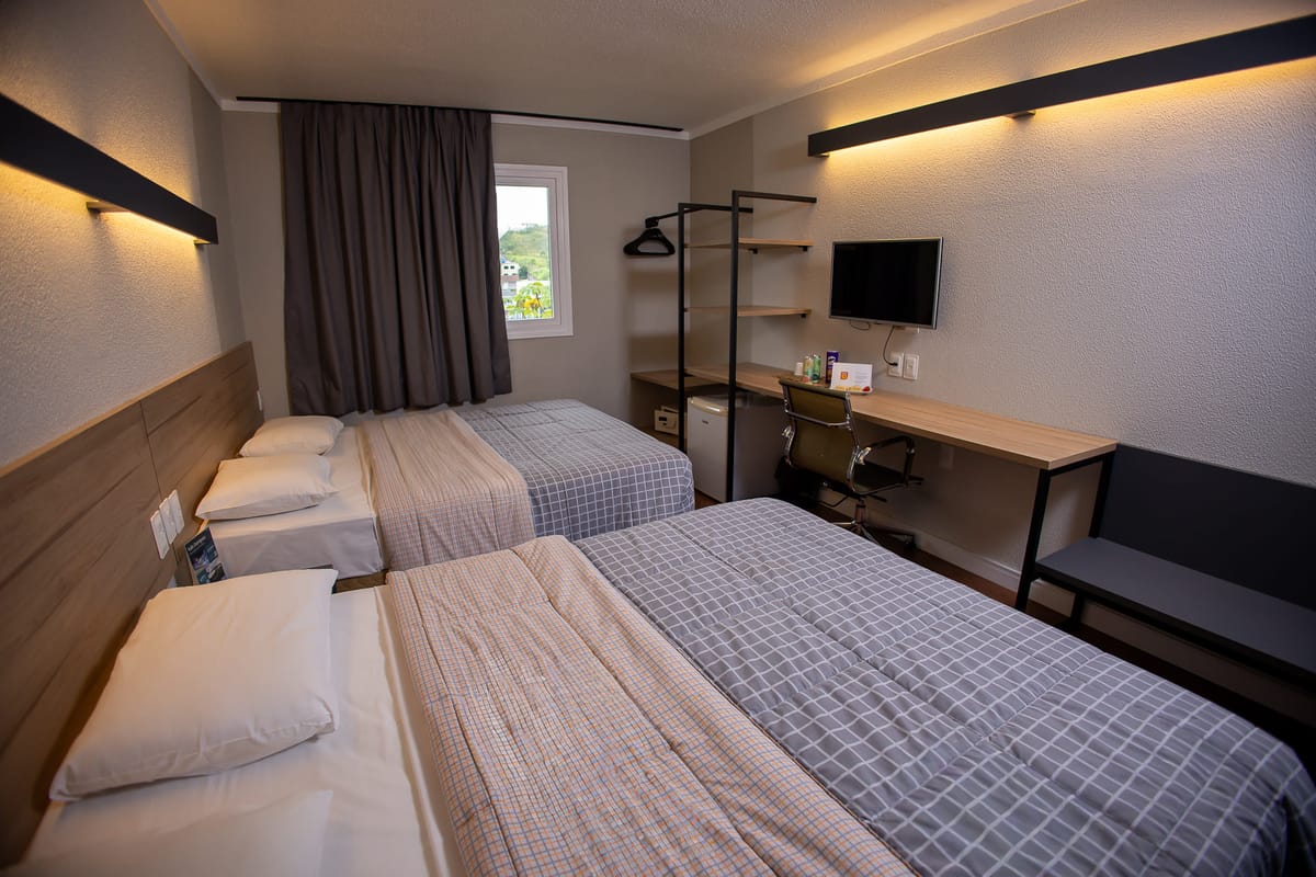 Hotel 10 Blumenau — 4