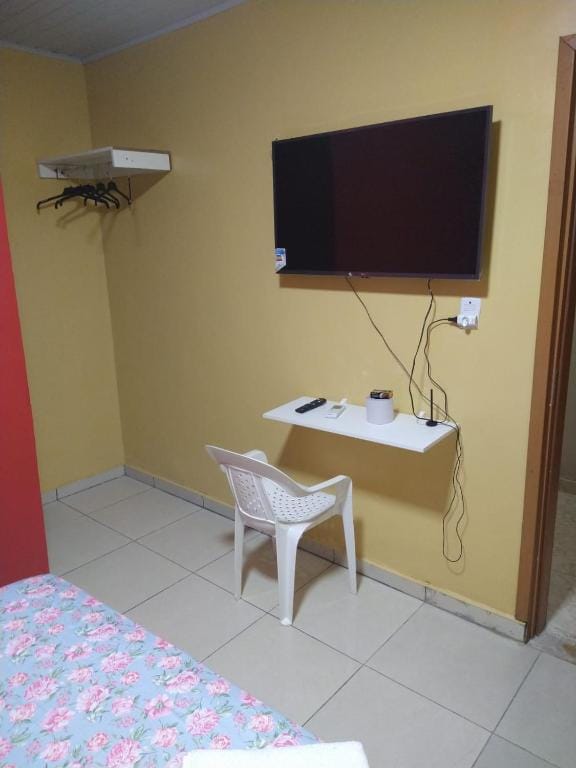 Hotel 678 — 5