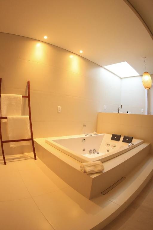 Roka Hotel Boutique — 3