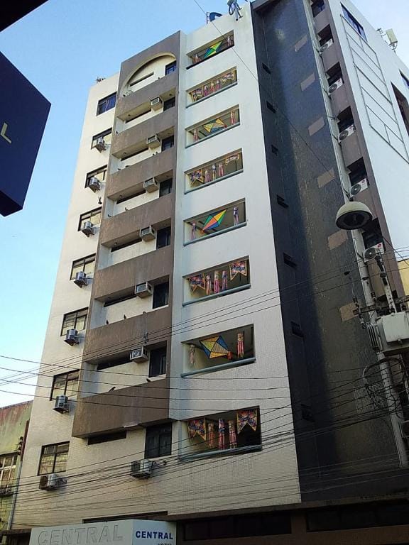Central Hotel — 1