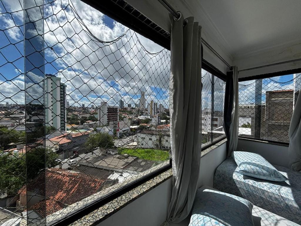 Lax Hotel - Acesso através de escadas - 4 andares - Sem elevador — 5