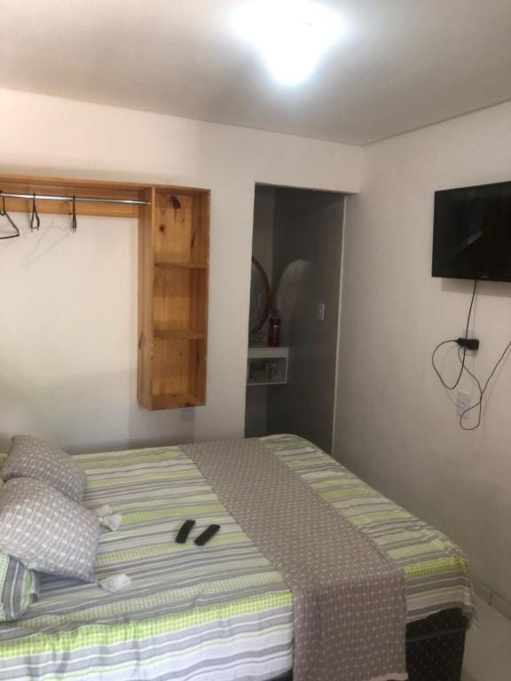 Pousada da Neném - Quarto Tangerina — 5