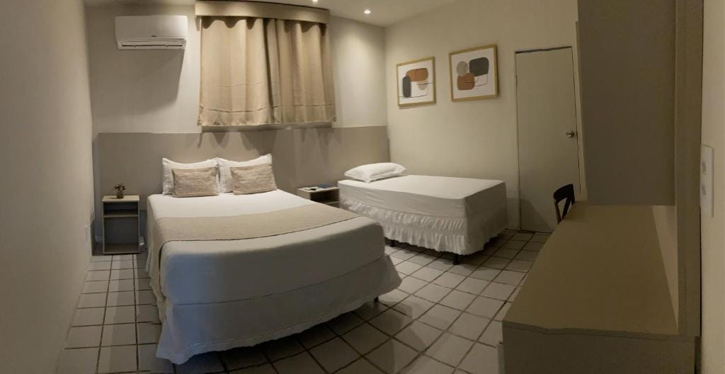 Center Plaza Hotel — 2