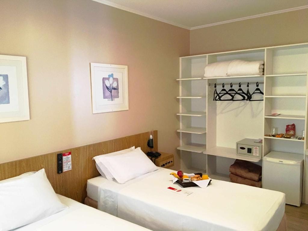 Cosmos Hotel — 2