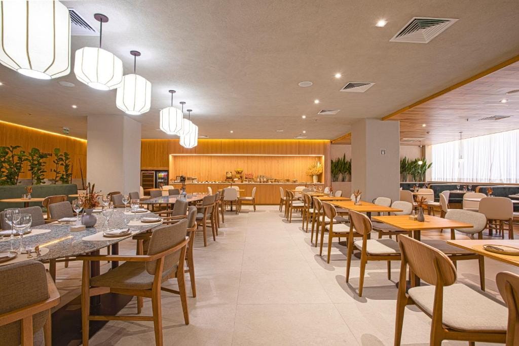 QOYA Hotel Curitiba, Curio Collection by Hilton — 5