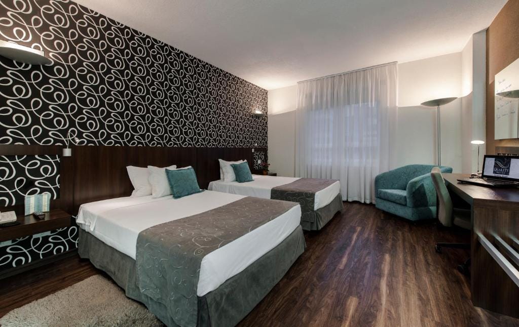 Quality Hotel Curitiba — 1