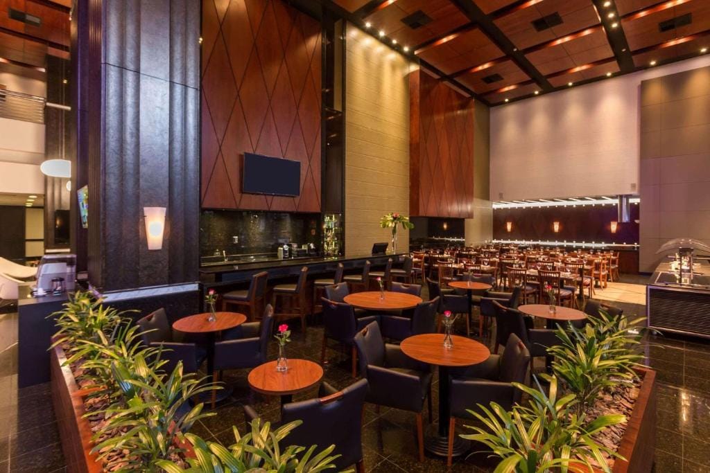 Radisson Hotel Curitiba — 2