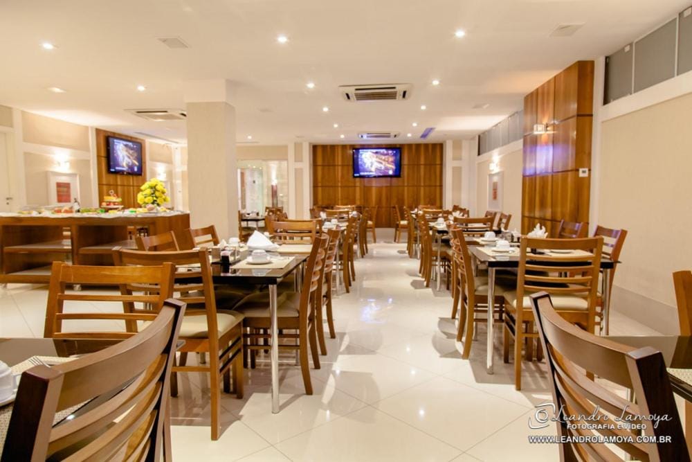 Capri Hotel — 4