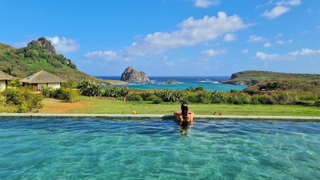 NANNAI Noronha — 1
