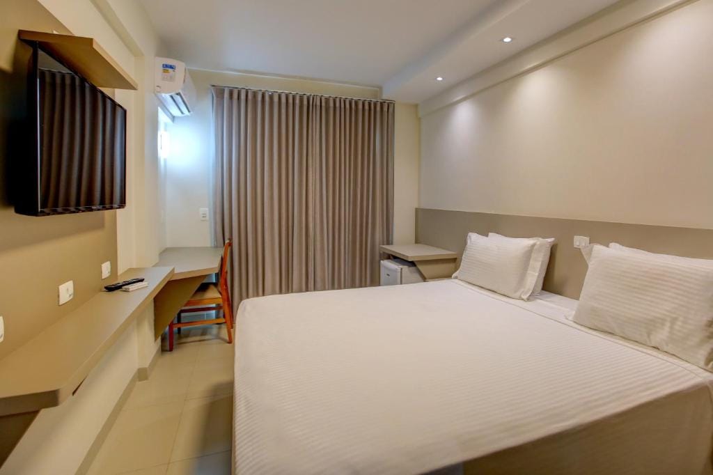 Novares Hotel — 1