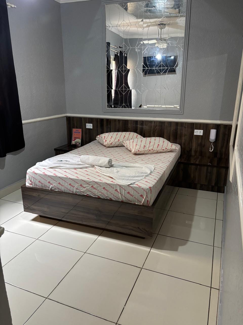 Hotel Divisa — 1