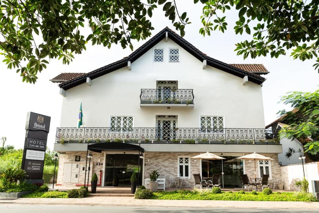 Bristol Sabrina Hotel de Charme Joinville — 1