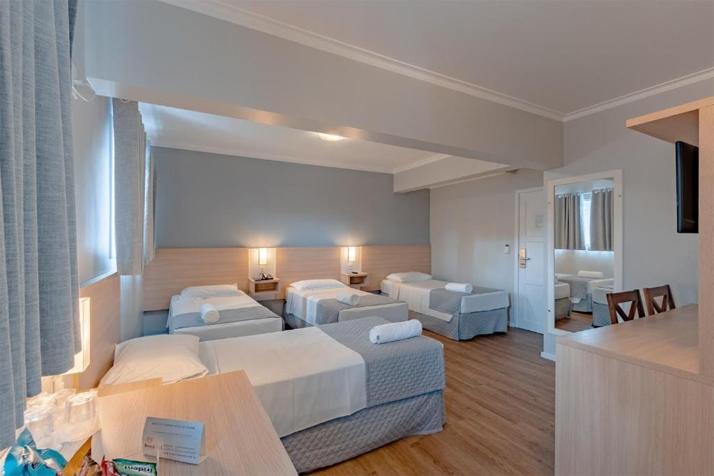 Bristol Sabrina Hotel de Charme Joinville — 2