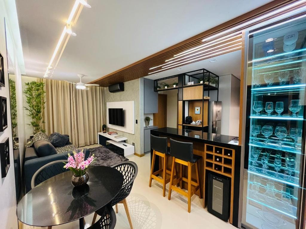 FLAT LUXO PREMIUM - Condomínio Londrina Flat - 43m2 - garagem grátis — 1