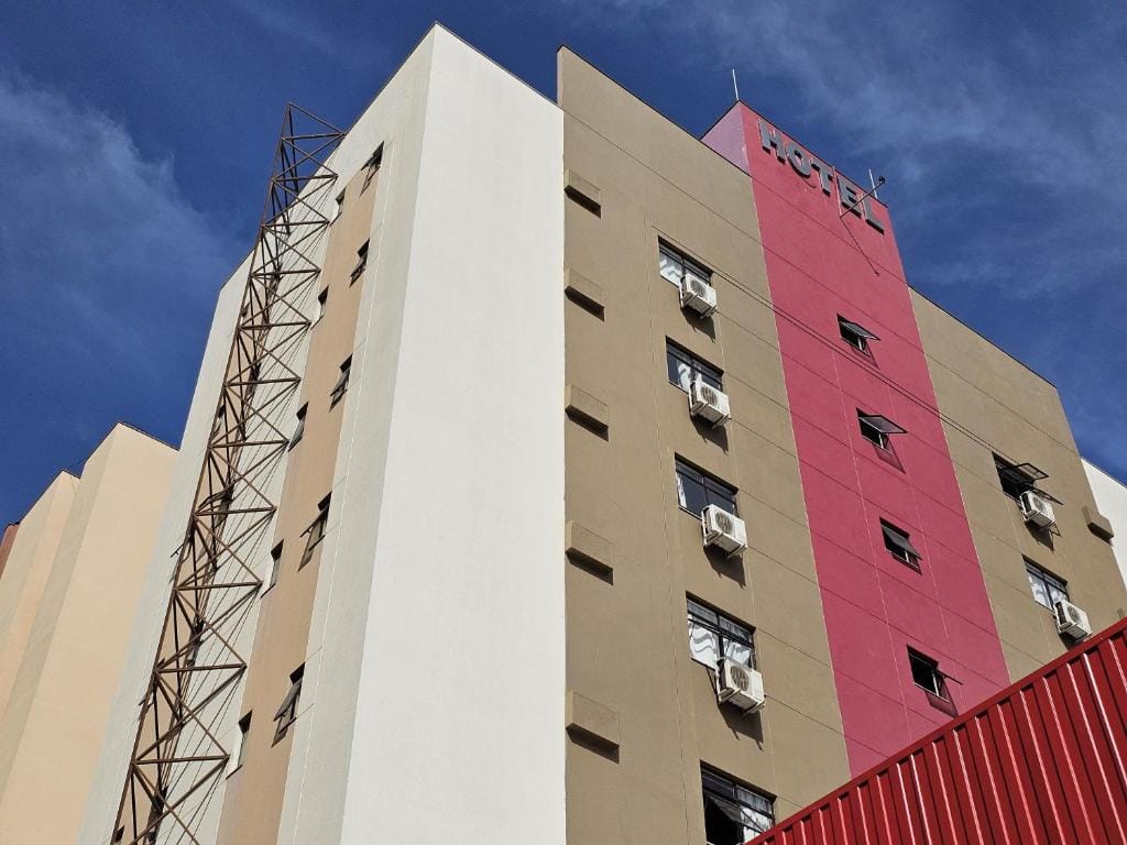 Hotel Ideal — 1