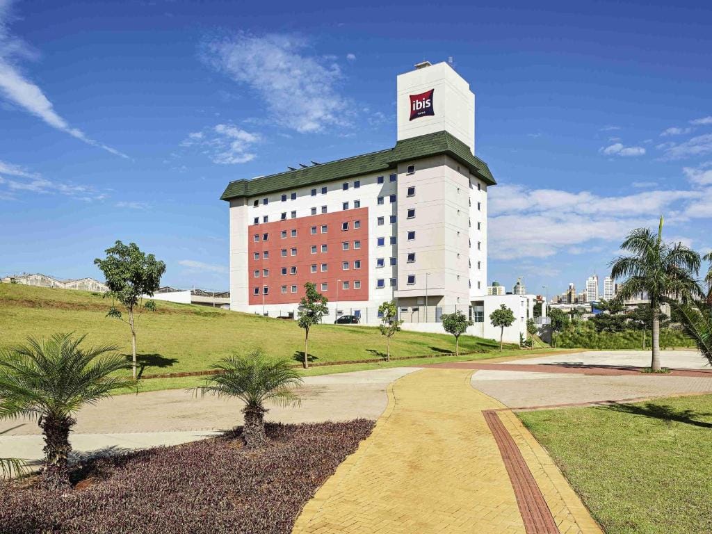 ibis Londrina Shopping — 1