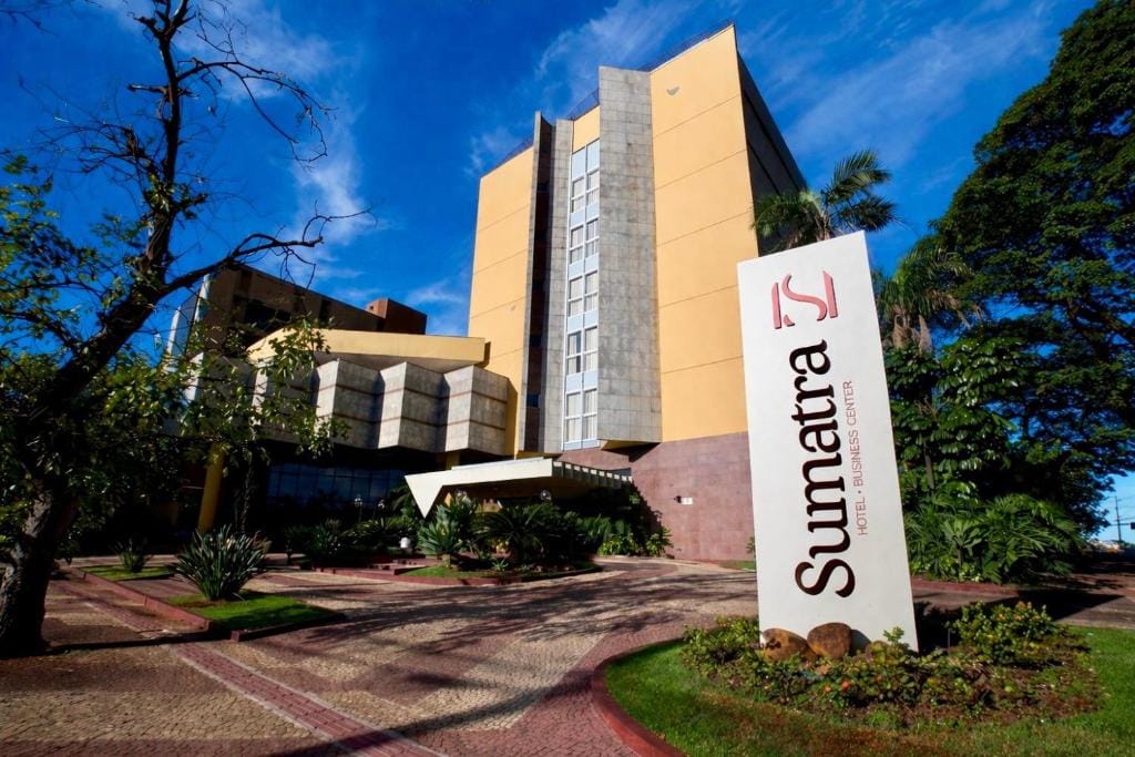Sumatra Hotel e Centro de Convenções — 1