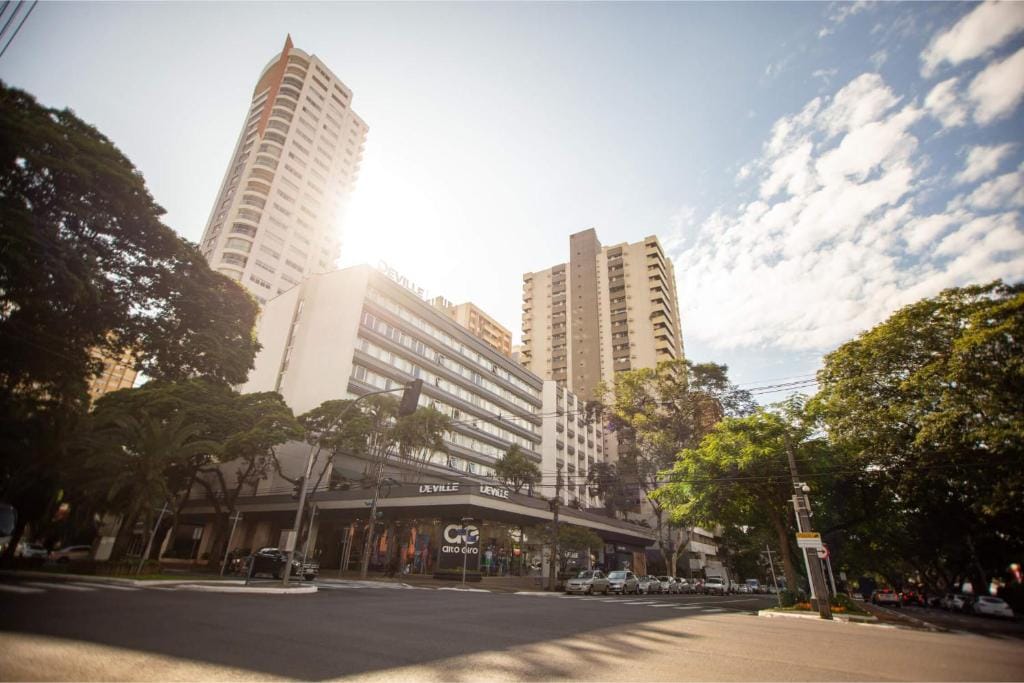 Hotel Deville Prime Maringá — 1