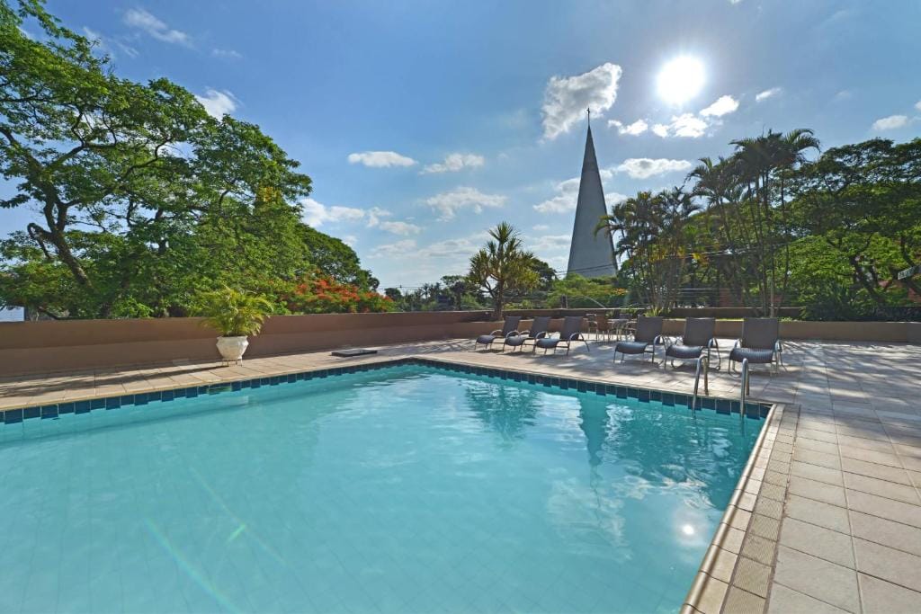 Hotel Deville Prime Maringá — 4