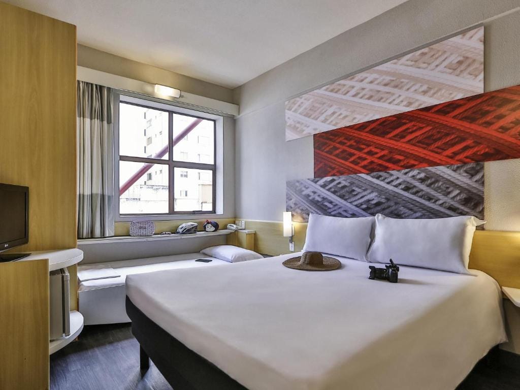 Ibis Maringa — 4