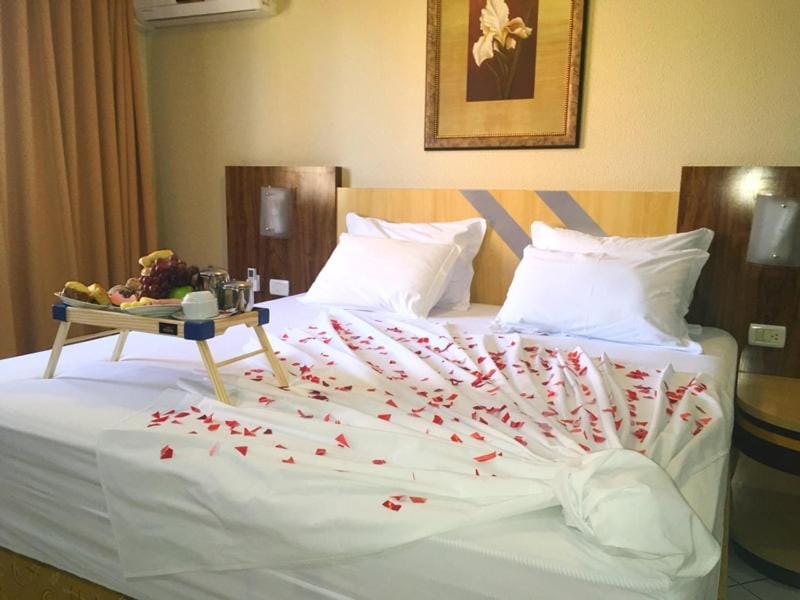 King Konfort Hotel — 1