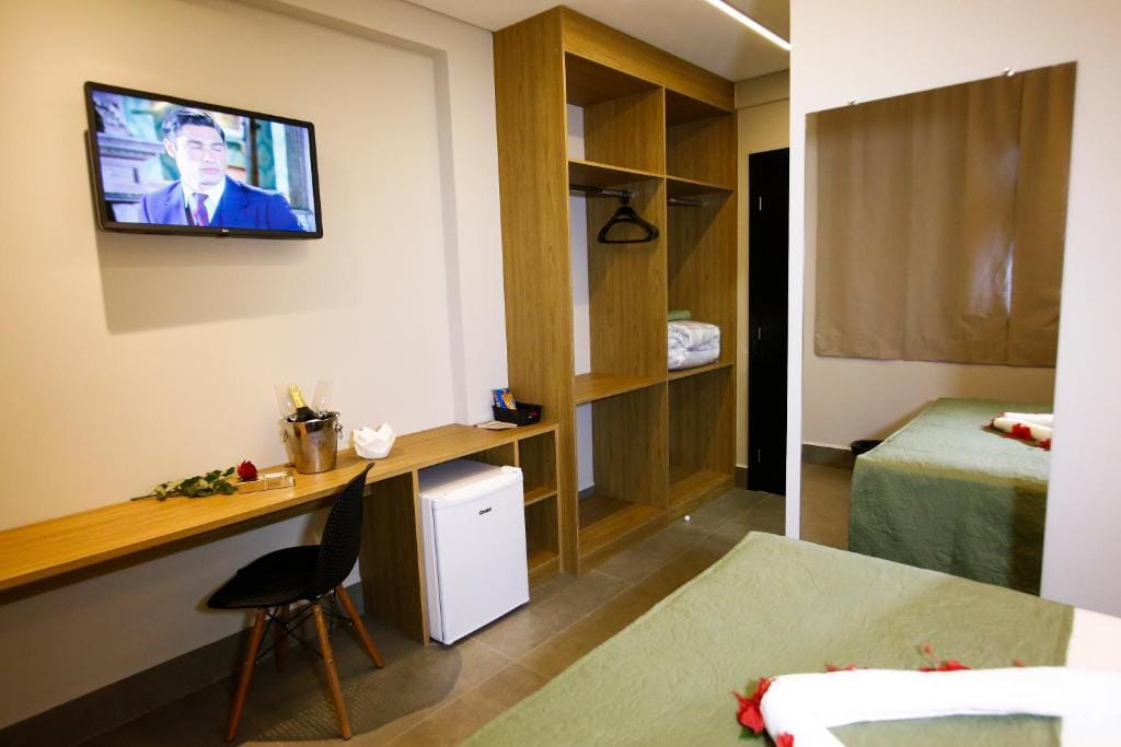 NEO PARK HOTEL — 5