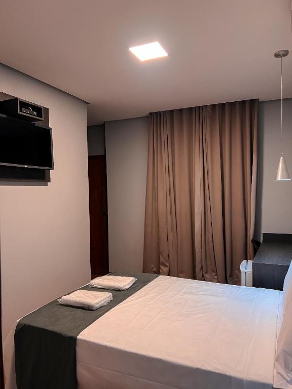Hotel Cerrado — 5