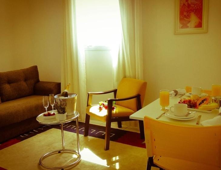 Hotel 1000 — 4