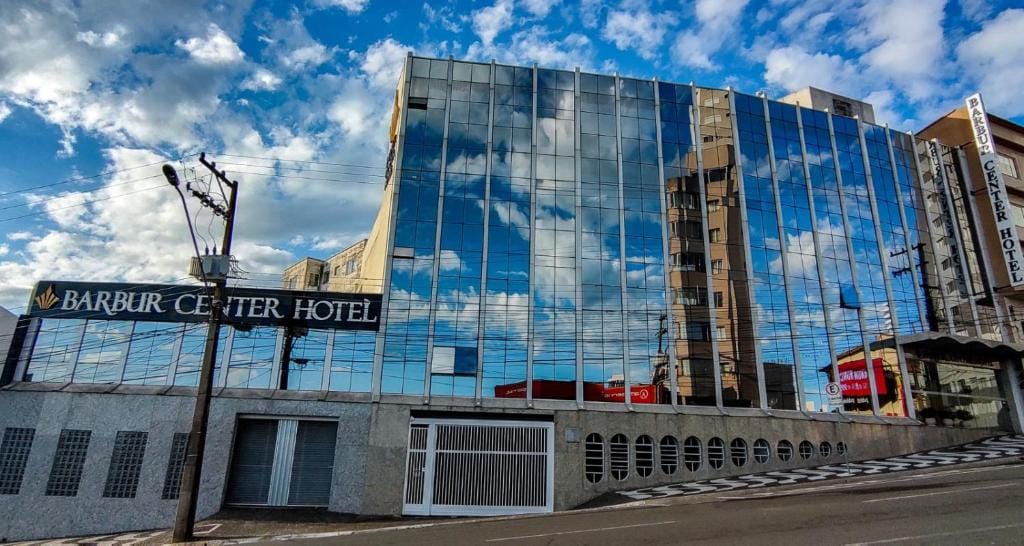 Barbur Center Hotel — 4