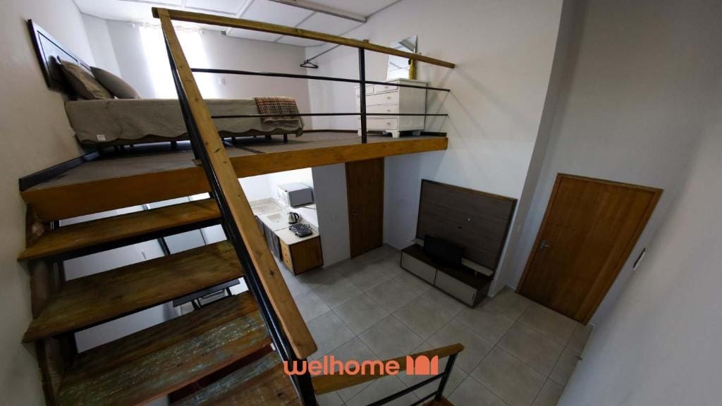 Loft em Ponta Grossa com Mezanino — 5