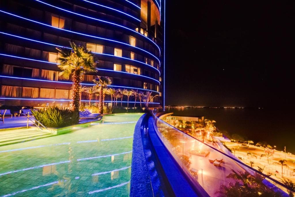 DoubleTree by Hilton Porto Alegre — 4