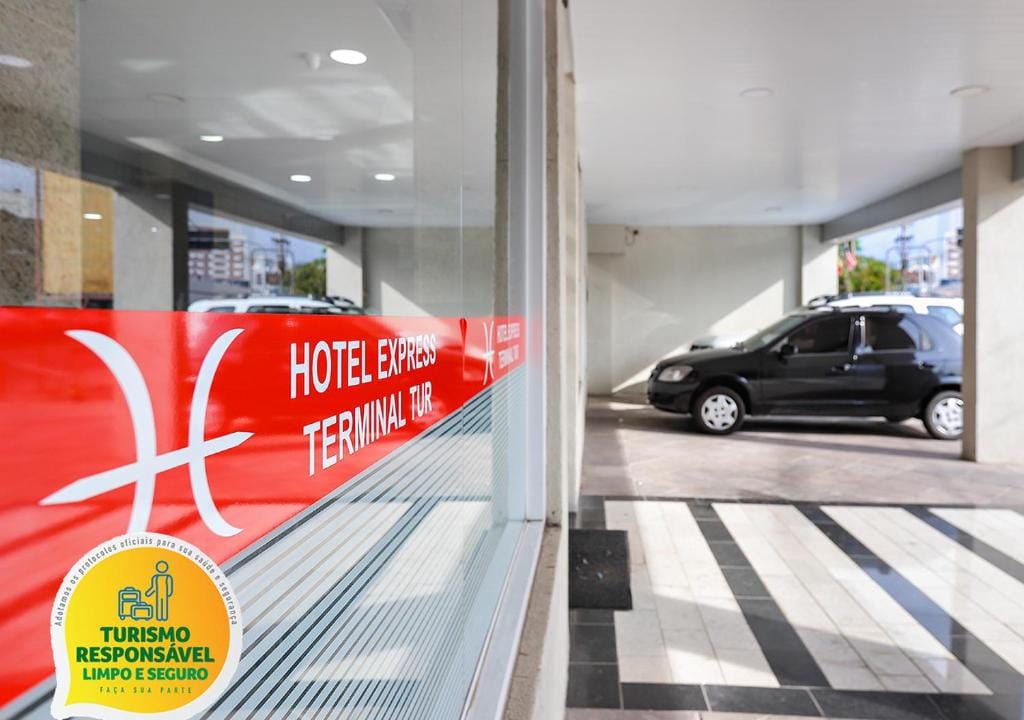 Hotel Express Terminal Tur - Rodoviária Porto Alegre — 1