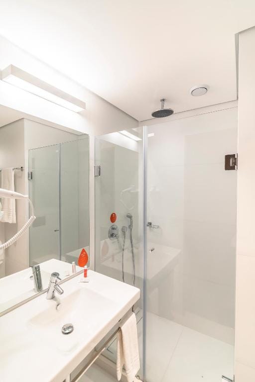 Hotel Moov Porto Alegre — 2