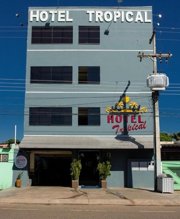 Hotel Tropical — 1