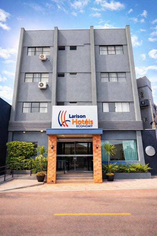 Larison Economy - by Easy Hotéis — 1