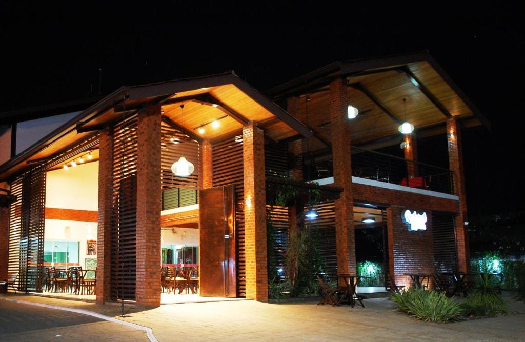 Rede Andrade Rio Branco — 1