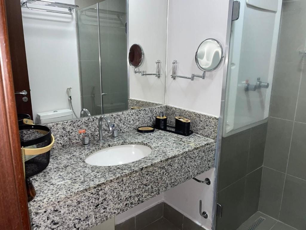 LZF Hosting - SUÍTE AO LADO DO RIO CENTRO, PARQUE OLÍMPICO, PRAIA DA BARRA E RECREIO — 3