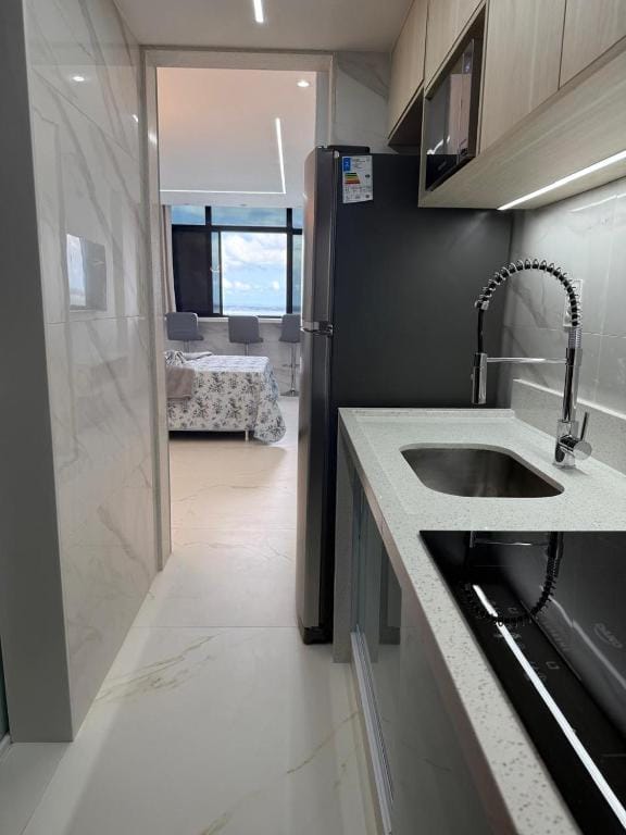 Sol Vitória Marina White — 2