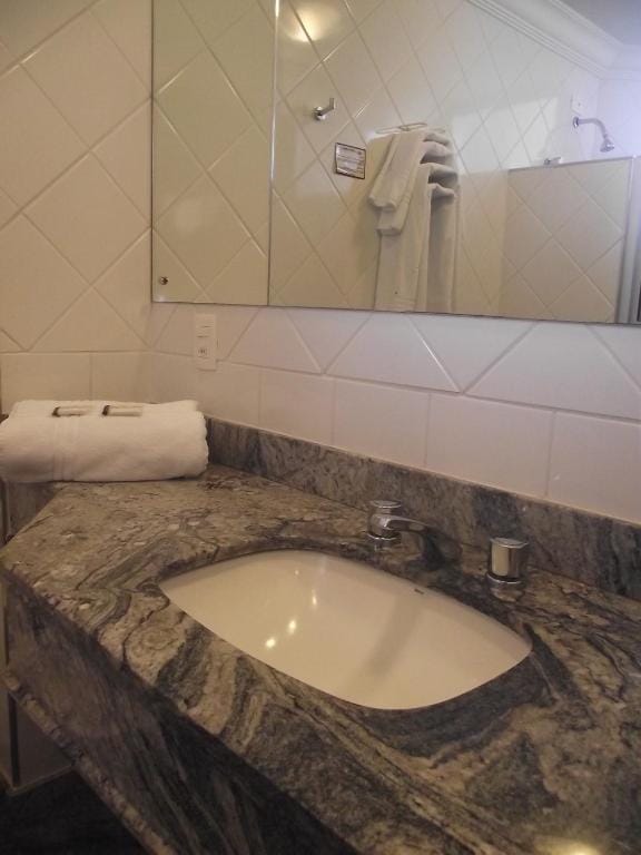 Augustus Plaza Hotel — 3