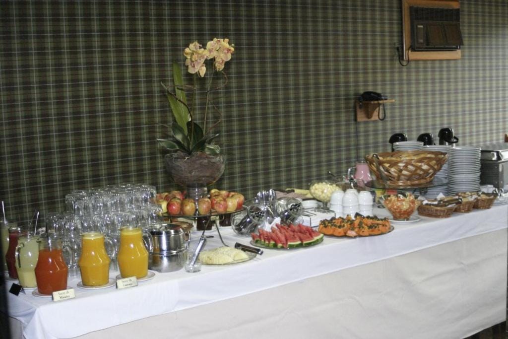 Augustus Plaza Hotel — 4