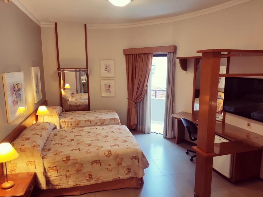 Hotel Metrópolis — 2