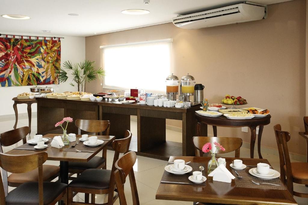 Ipe Center Hotel — 3